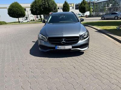 Mercedes E400