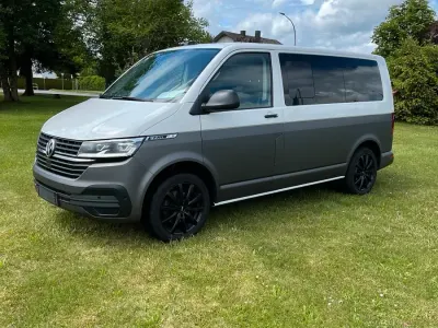 Gebraucht VW Multivan Trendline 150 PS (110 kW) 2021 Weiß Van / Kleinbus