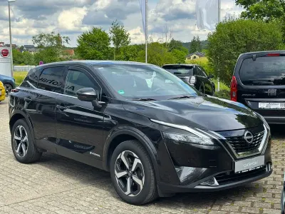 Gebraucht Nissan Qashqai N-Connecta 158 PS (116 kW) 2023 Schwarz SUV