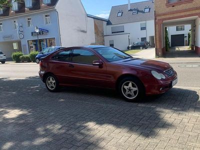 Mercedes C180