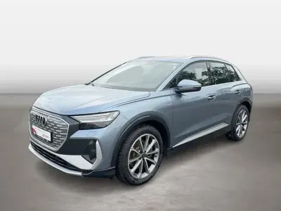 Gebraucht Audi Q4 e-tron Basis 150 kW (204 PS) 2023 Geysirblau metallic SUV