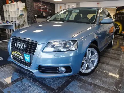 Gebraucht Audi A3 Ambition 125 PS (91 kW) 2009 Sphaerenblau Kleinwagen