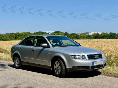 Gebraucht Audi A4 131 PS (96 kW) 2002 Silber Limousine