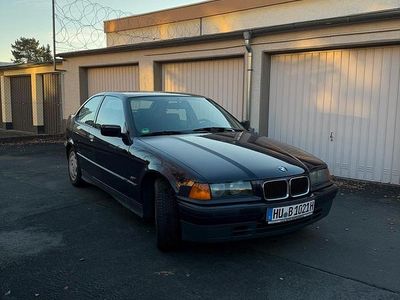 Violet Gebraucht 1995 BMW 316 Coupé | 5.999 €