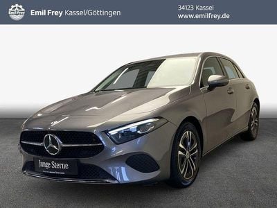 Grau Gebraucht 2024 Mercedes A200 Advanced Limousine | 27.930 € (Fairer Preis)