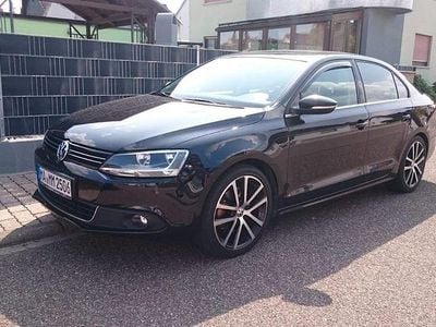 Gebraucht VW Jetta Highline 160 PS (117 kW) 2013 Schwarz Limousine