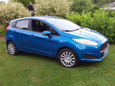 Gebraucht Ford Fiesta 80 PS (58 kW) 2016 Blau Kleinwagen