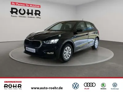 Gebraucht Skoda Fabia Essence 95 PS (69 kW) 2026 Schwarzmagicperleffekt Kleinwagen