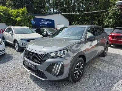 Gebraucht Peugeot 2008 136 PS (100 kW) 2024 Grau SUV