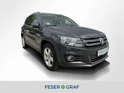 Gebraucht VW Tiguan LOUNGE 125 PS (91 kW) 2016 Grau SUV