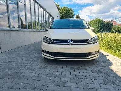 Gebraucht VW Touran 140 PS (102 kW) 2018 Beige Van / Kleinbus