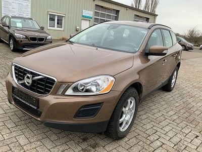 Gebraucht Volvo XC60 Kinetic 163 PS (119 kW) 2011 Braun SUV