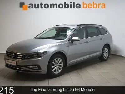 Gebraucht VW Passat Business 150 PS (110 kW) 2023 Pyritsilber Kombi