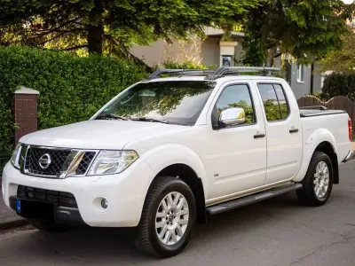 Käytetty Nissan Navara 231 HP (169 kW) 2013 Valkoinen Nouto