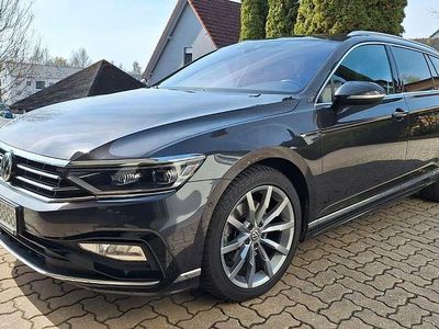 Gebraucht VW Passat Elegance 190 PS (139 kW) 2020 Grau Kombi