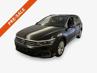 Gebraucht VW Passat GTE 156 PS (114 kW) 2023 Schwarz Kombi