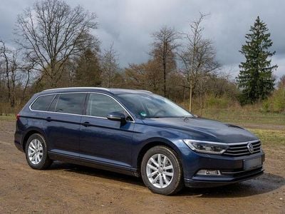 Usata VW Passat Comfortline 150 CV (110 kW) 2016 Blu Station wagon