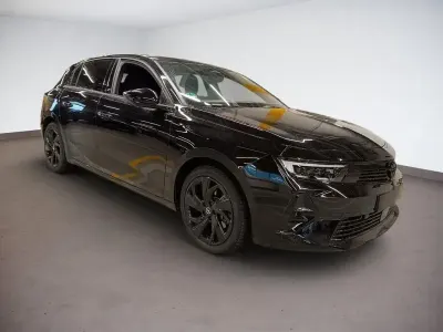 Gebraucht Opel Astra Ultimate 145 PS (106 kW) 2024 Schwarz Kleinwagen