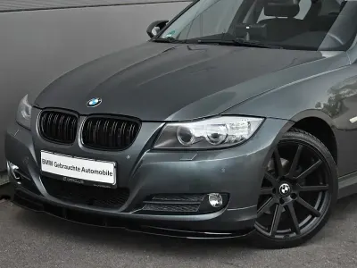 Gebraucht BMW 318 Sport Line 143 PS (105 kW) 2010 Grau Limousine
