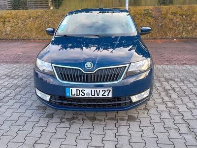Usata Skoda Rapid Ambition 105 CV (77 kW) 2012 Blu Utilitaria