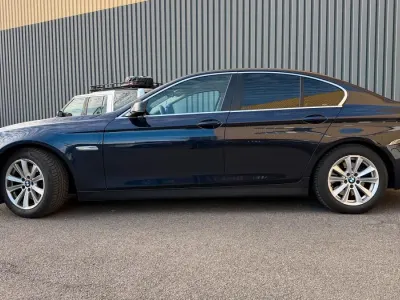 Gebraucht BMW 520 184 PS (135 kW) 2013 Blau Limousine