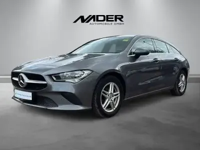 Gebraucht Mercedes CLA180 Shooting Brake 136 PS (100 kW) 2020 Grau Kombi