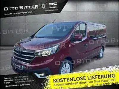 Neu Renault Trafic 150 PS (110 kW) 2026 Rot (karmesinrot) Van / Kleinbus