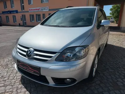Gebraucht VW Golf Plus Cross United 122 PS (89 kW) 2008 Silber Van / Kleinbus