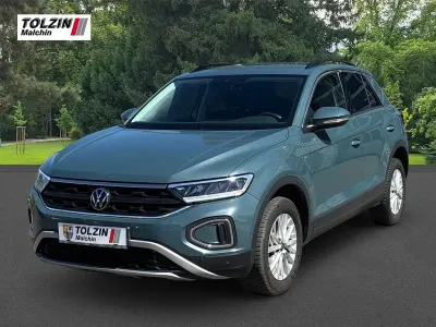Usata VW T-Roc Life 110 CV (80 kW) 2023 Blu SUV