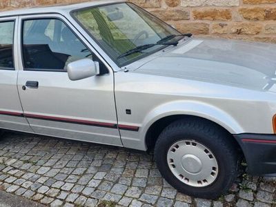 gebraucht Ford Escort 1.4 Flair Flair