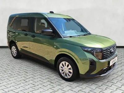 Neu Ford Tourneo Courier Trend 125 PS (91 kW) 2026 Bursting green metallic Van / Kleinbus