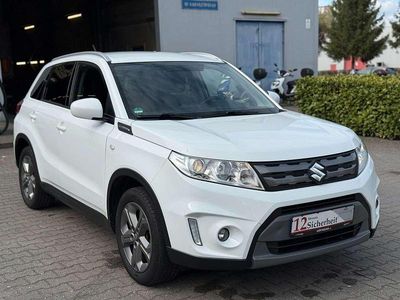 Second-hand Suzuki Vitara Club 120 CP (88 kW) 2016 Alb SUV