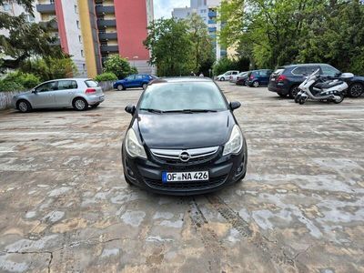 gebraucht Opel Corsa D 1.2 Benzin. Perfektes Anfängerauto