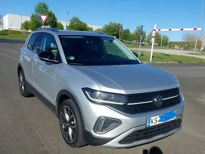 Gebraucht VW T-Cross Style 150 PS (110 kW) 2025 Silber SUV