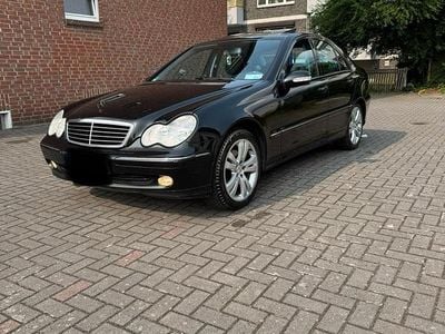 Mercedes C240