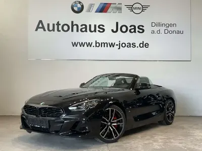 Neu BMW Z4 Performance 258 PS (189 kW) 2026 Schwarz Cabrio
