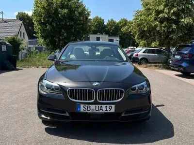 Gebraucht BMW 525 218 PS (160 kW) 2014 Braun Limousine