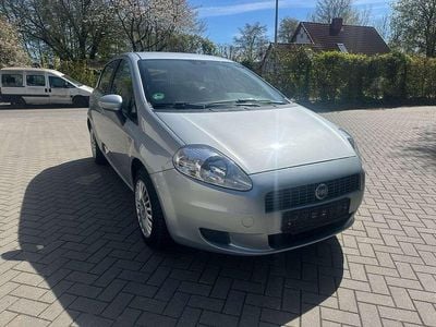 Usata Fiat Grande Punto Dynamic 65 CV (47 kW) 2006 Grigio Utilitaria