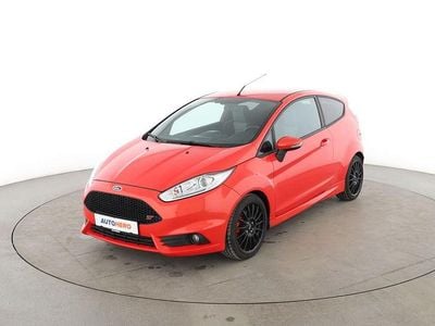 Orange Gebraucht 2016 Ford Fiesta ST Limousine | 12.090 € (Etwas zu teuer)
