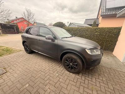 Usata VW Touareg 262 CV (192 kW) 2016 Nero SUV