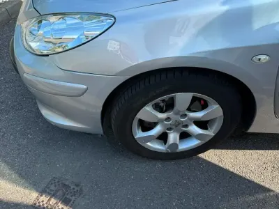Gebraucht Peugeot 307 CC 110 PS (80 kW) 2007 Silber Cabrio