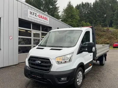 Gebraucht Ford Transit Trend 131 PS (96 kW) 2021 Weiß Van