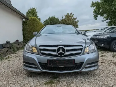 Gebraucht Mercedes C220 170 PS (125 kW) 2012 Grau Coupé