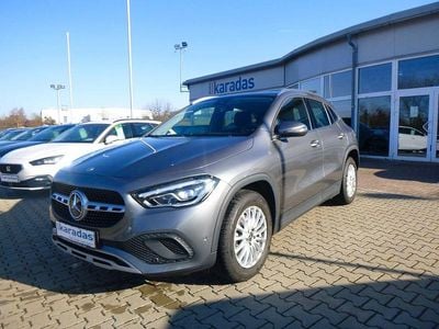 Gebraucht Mercedes GLA200 163 PS (119 kW) 2020 Grau SUV