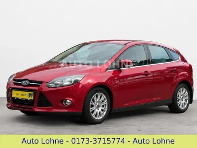 Gebraucht Ford Focus Titanium 116 PS (85 kW) 2011 Rot Limousine