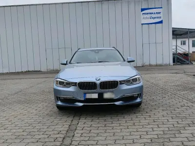 Gebraucht BMW 320 163 PS (119 kW) 2014 Blau Kombi