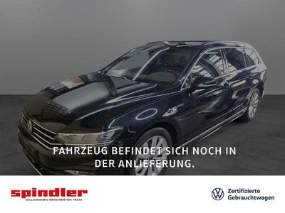 Gebraucht 2023 VW Passat R-line Kombi | 53.384 €