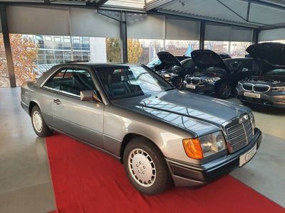 Mercedes 230