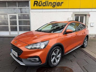 Orange Gebraucht 2019 Ford Focus Active Limousine | 15.480 € (Fairer Preis)
