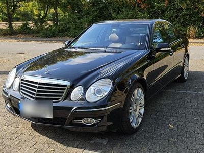 Schwarz Gebraucht 2008 Mercedes E200 Avantgarde Limousine | 8.800 € (Teuer)